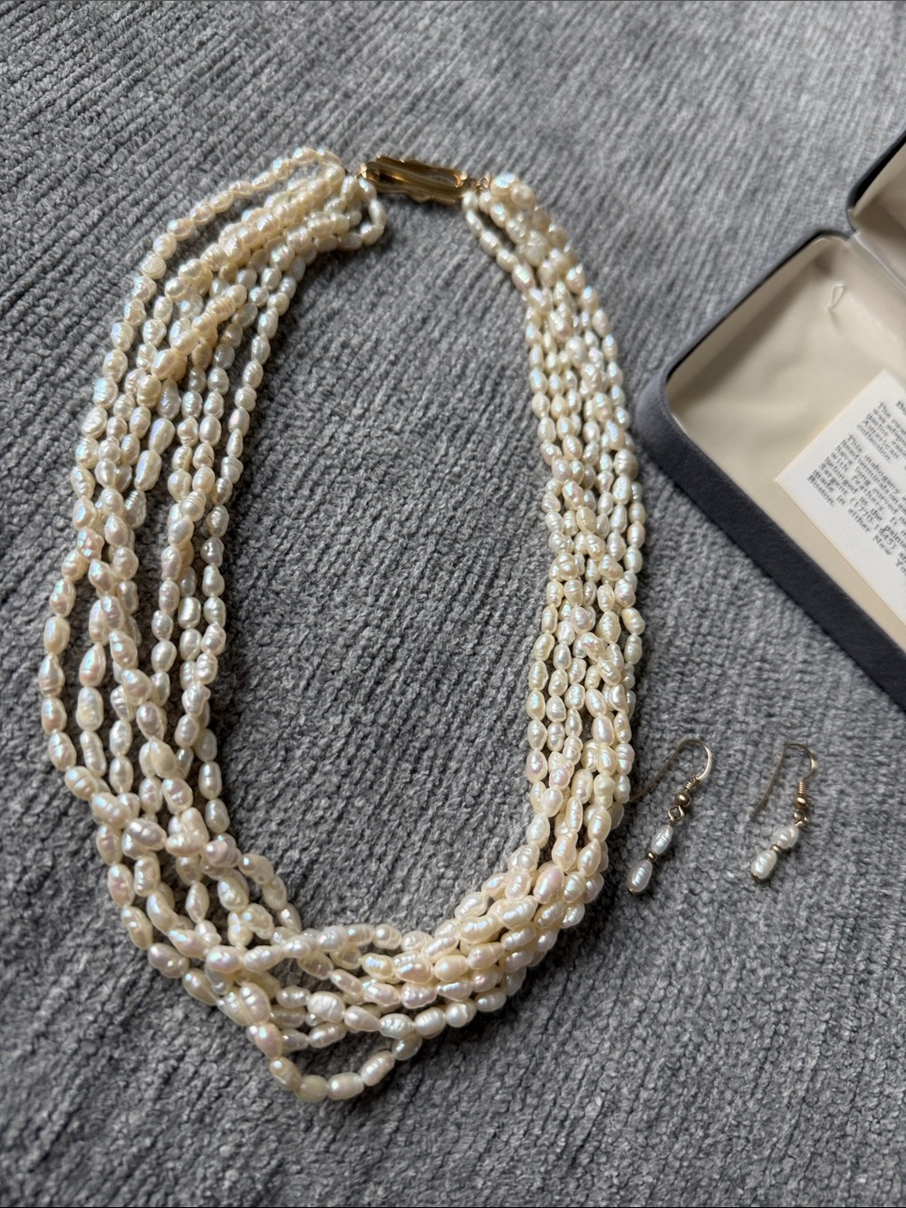 Vintage multi strand freshwater pearl necklace with earrings pearls 7 strands